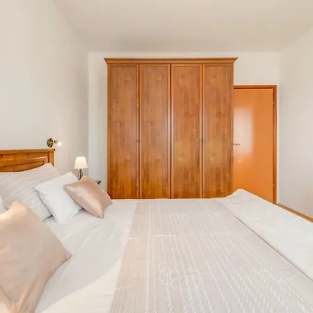 Konukevi Ivkolina 3*