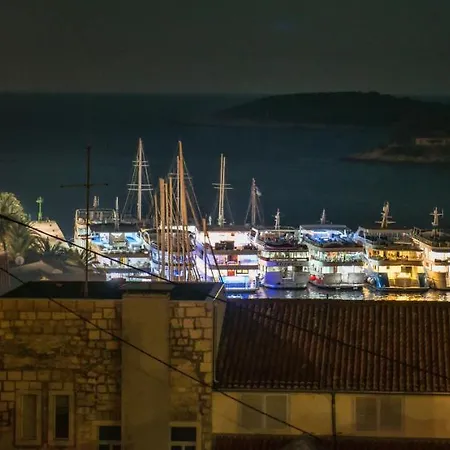 بيت ضيافة Ivkolina