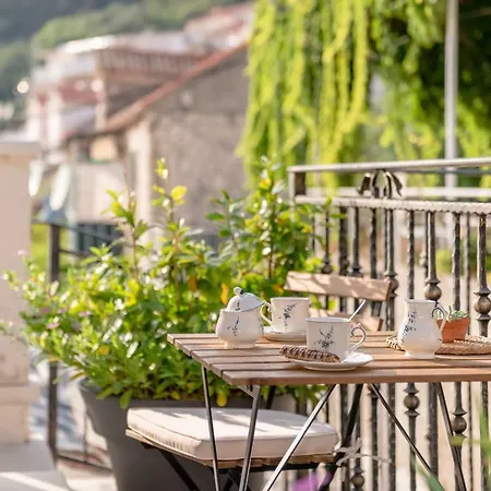 بيت ضيافة Ivkolina هفار