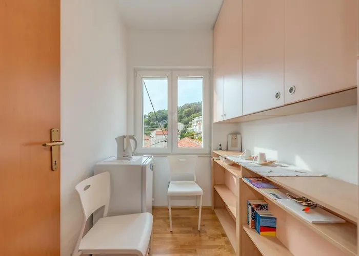 Ivkolina Affittacamere Hvar Town